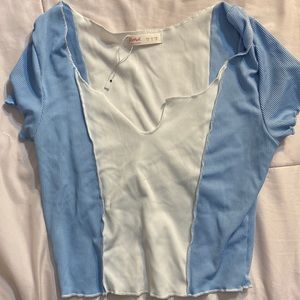 Romwe women’s/girls patched blue and white t-shirt too size small US 4